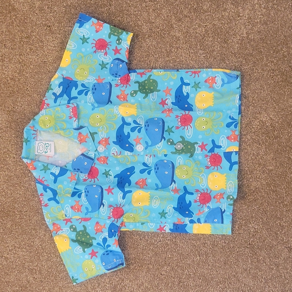 Like new! Toddler Hawaiian shirt with sea theme